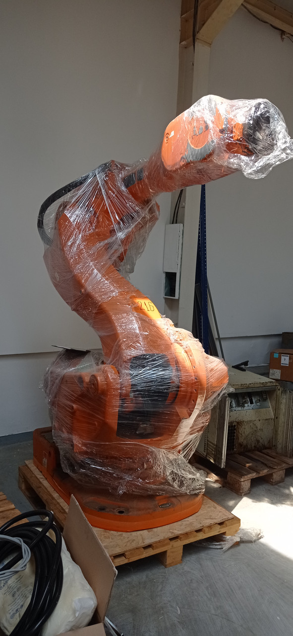 ABB IRB 6600 M 2000 A IRC5 2006
