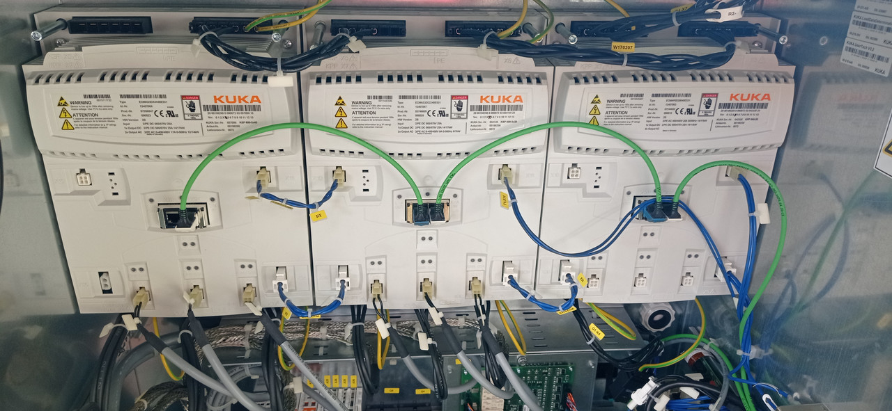 KUKA KR C4 CONTROLLER PANEL