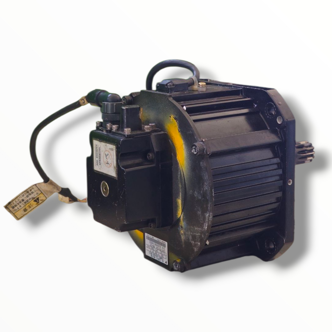 Yaskawa SGMRS-06A2B-YR21 Servo Motor – Side angle showing housing and connector