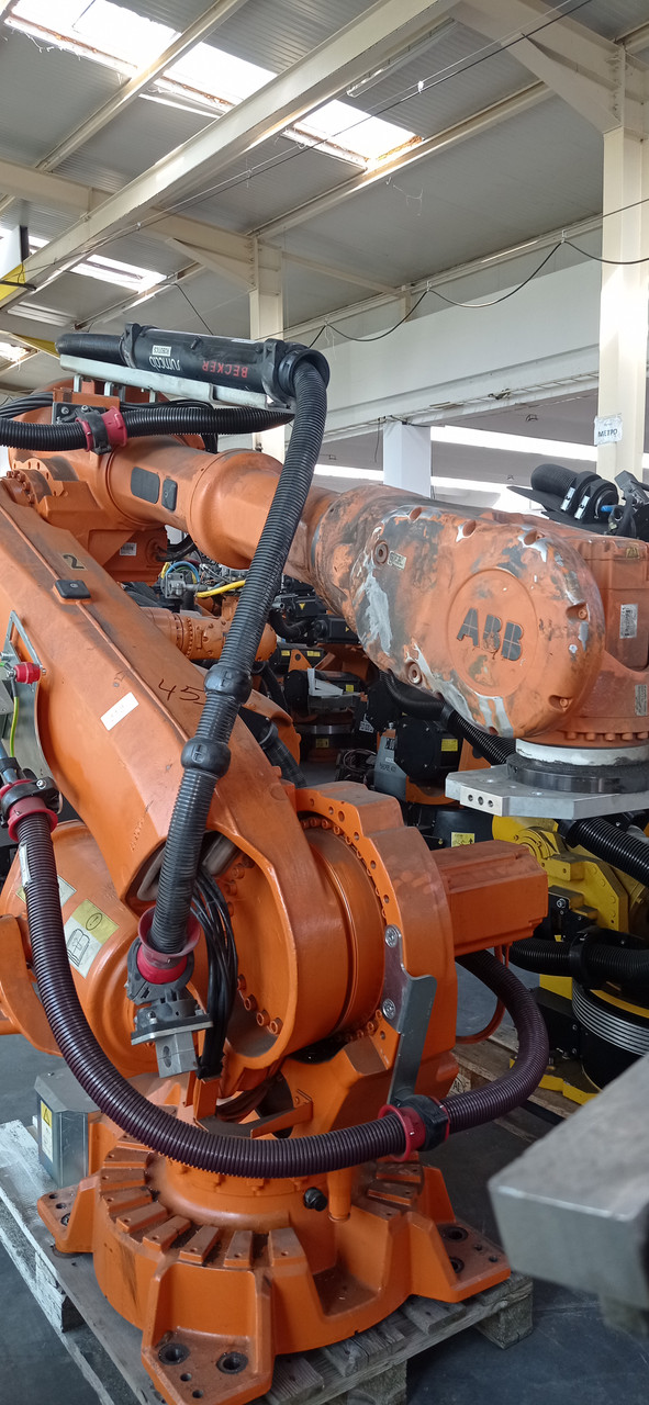 ABB IRC5 IRB6640-130/3.2 M2004