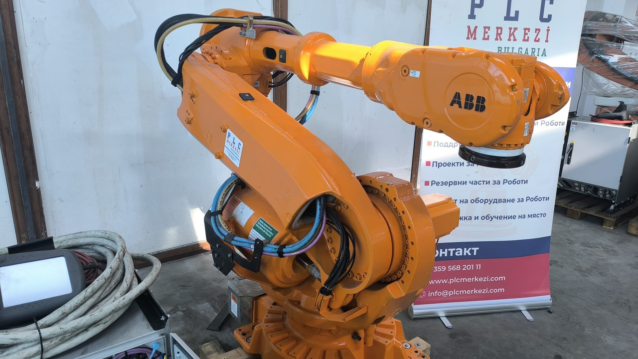 ABB IRC5 IRB6640-130/3.2 M2004