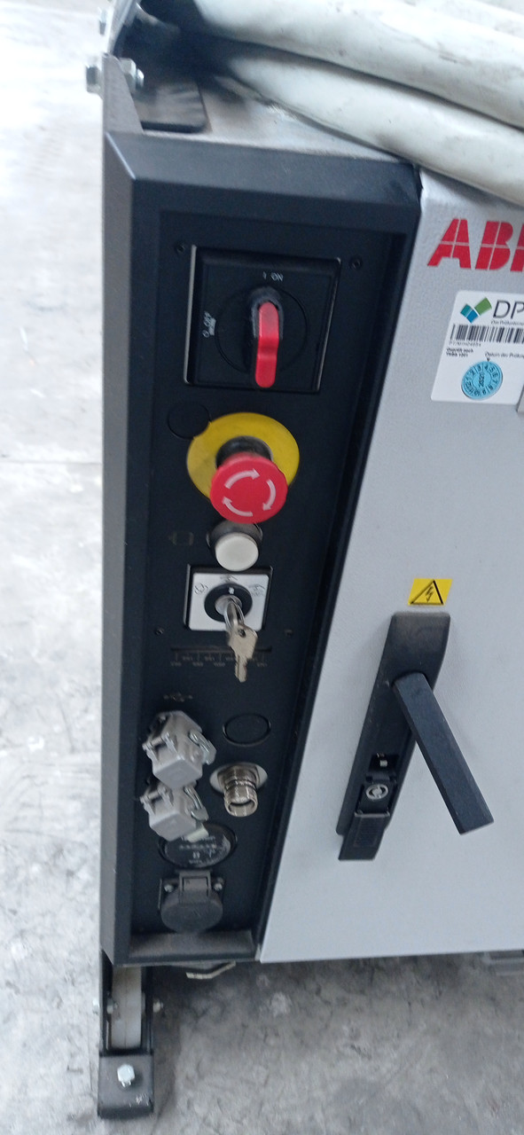 ABB IRC5 IRB6640-130/3.2 M2004