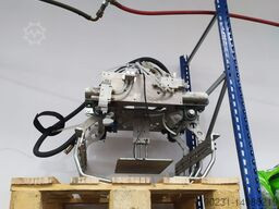 KUKA KR150/210 PALLETISING ROBOT +...