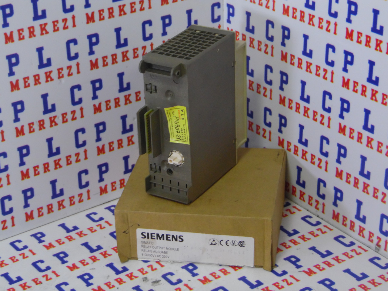 Siemens 6ES5451-8MR12 SIMATIC S5 8RO 230VAC 30VDC Relay Output Module
