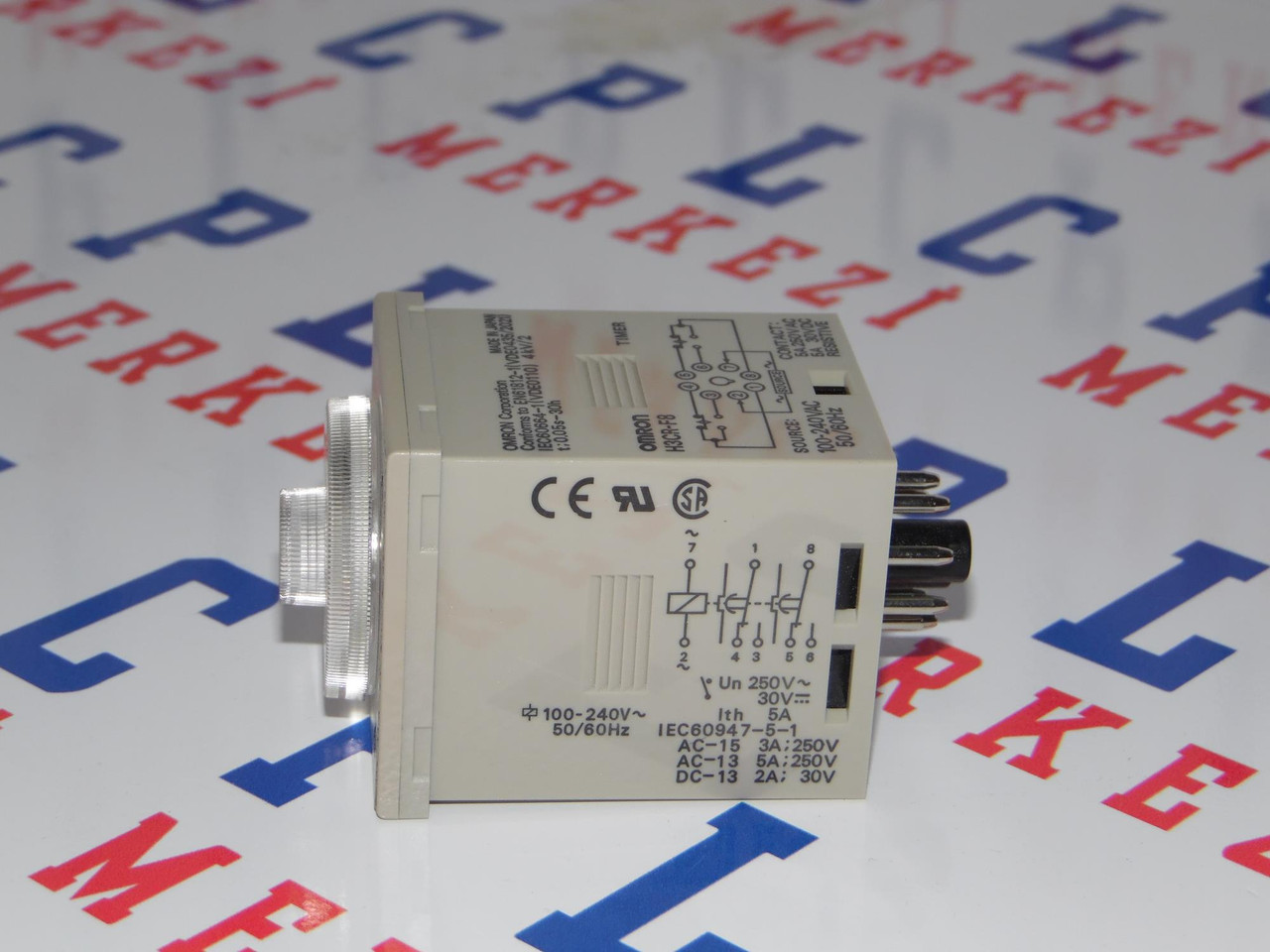 Omron H3CR-F8 Twin Timer Relay Repeat Cycle 100-240VAC