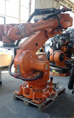 ABB IRB6640-130/3.2 IRC5 2015 MODEL