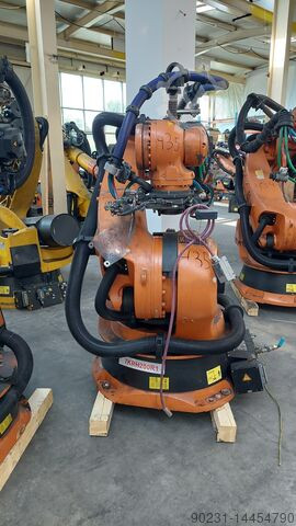 KUKA KRC2 KR 210 (L180)-2 2000 MODEL...