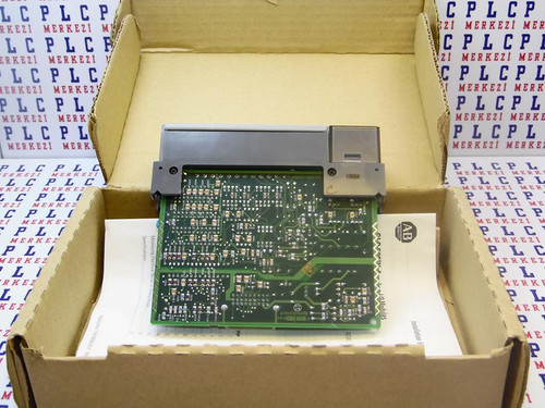 Allen-Bradley 1746-NIO4V SLC 500 Combination Analog I/O Module