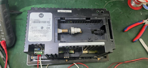 Allen-Bradley 2711-K5A8L1 PanelView 550 Keypad HMI Terminal (Defective Backlight / No Illumination)