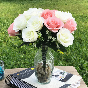 18 Heads Pink and Cream Rose Silk Flower in Glass Vase with River Rock