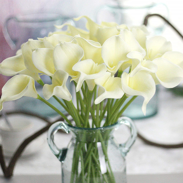 8 pcs Artificial Calla Lily Real Touch Flower for Bride Wedding Home Decoration