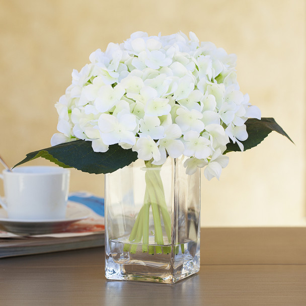 Cream Silk Hydrangea Arrangement in Clear Glass Vase With Faux Water Cream Silk Hydrangea Arrangement in Clear Glass Vase With Faux Water