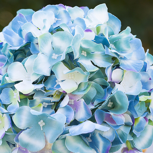  Artificial Silk Hydrangea Flower Arrangement in Cube Glass Vase With Faux Water(Aqua)