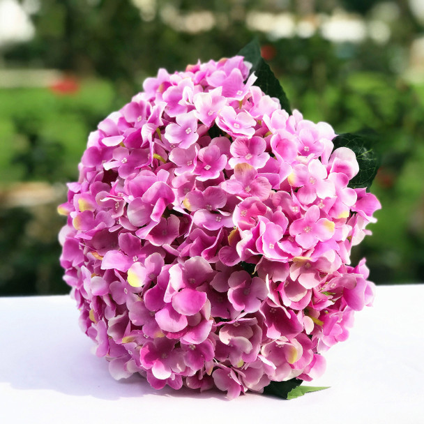 Lavender Purple Artificial Hydrangea Flower Arrangements with Clear Glass Vase Lavender Purple Artificial Hydrangea Flower Arrangements with Clear Glass Vase