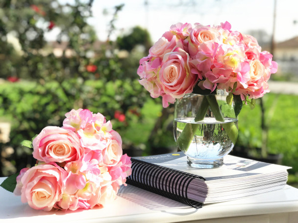 Pink Artificial Rose and Hydrangea Flower Arrangements with Glass Vase 