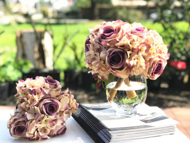 Lavender Cream Artificial Rose and Hydrangea Flower Arrangements with Glass Vase 