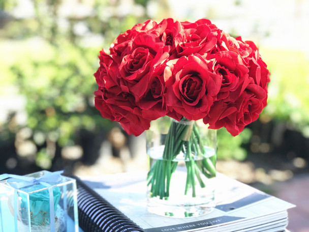 Red Artificial Open Rose Flower Arrangements with Glass Vase Red Artificial Open Rose Flower Arrangements with Glass Vase