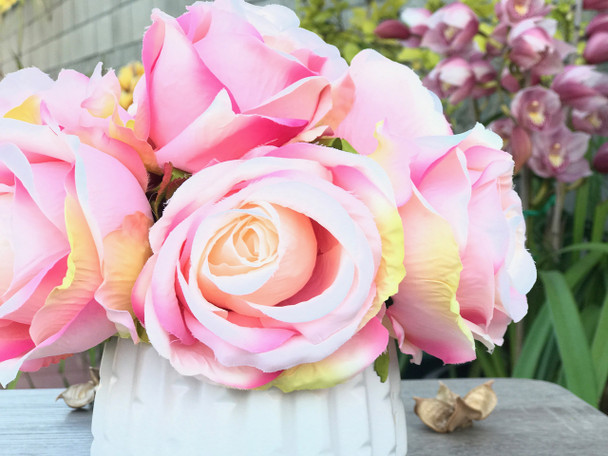 Pink Artificial Open Rose Flower Arrangements With White Ceramic Vase Pink Artificial Open Rose Flower Arrangements With White Ceramic Vase