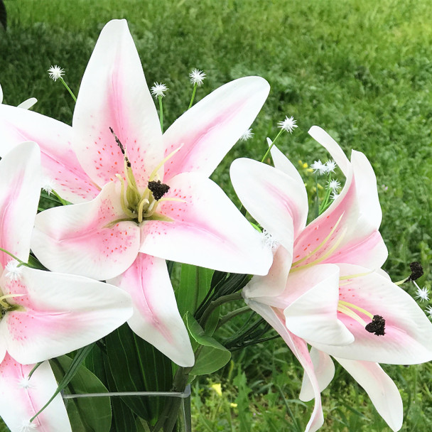 Pink Tiger Lily Real Touch Flower Arrangement in Clear Glass Vase with Faux Water