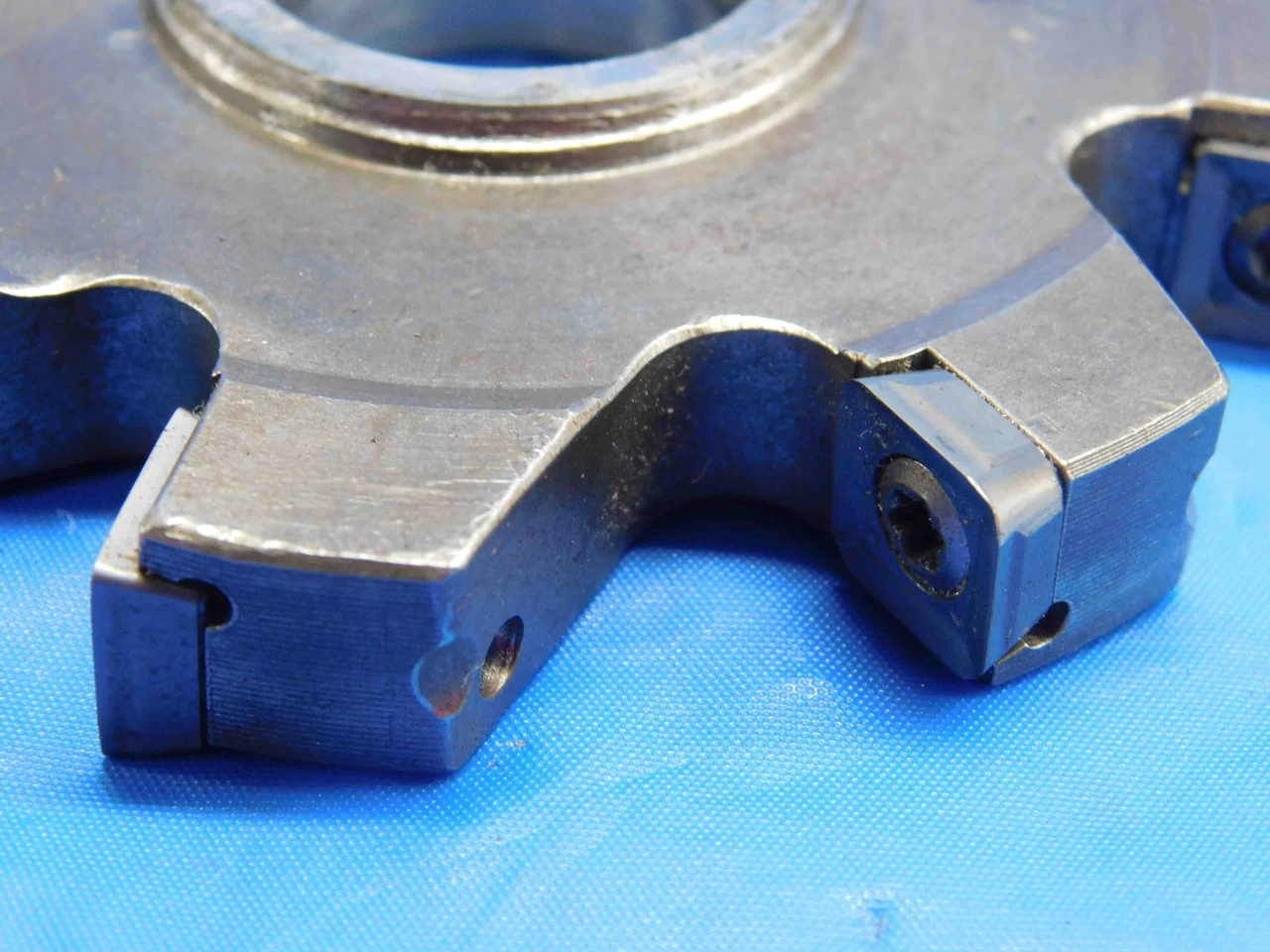 3 1/2 OD X 0.45 WIDTH STAGGERED TOOTH INDEXABLE SIDE MILLING CUTTER 8 T ...
