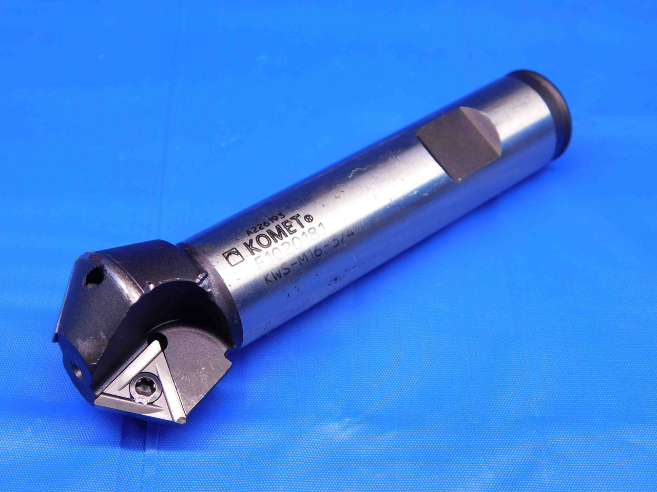 KOMET INDEXABLE 90 DEGREE COUNTERSINK 30mm O.D. FOR M16-3/4 SCREWS