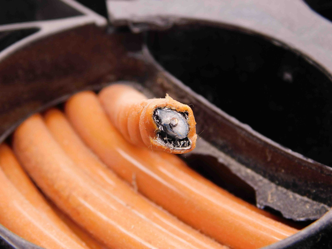 COMMSCOPE 4845603 / F677TSEF XP TR-SHIELD ORANGE FLOODED COAX DROP
