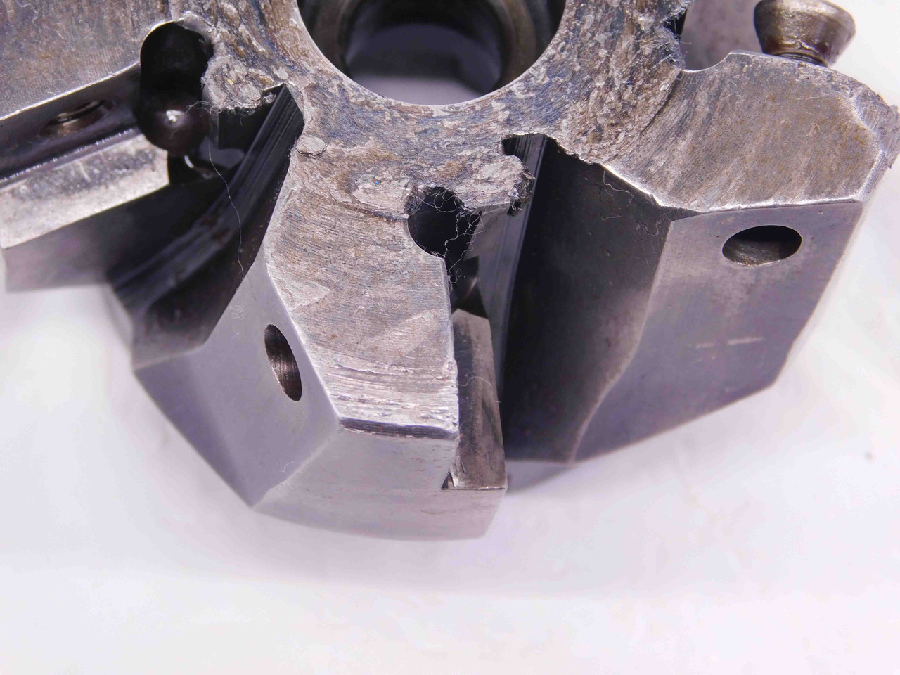 KENNAMETAL 2 1/2 O.D. FACE MILL KSSZR250XP253L903 3/4 PILOT 5