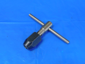 VINTAGE TAP & DIE T-HANDLE TAPPING WRENCH MACHINIST TOOLING OPENS TO .323" I.D. - MB9905BJ2