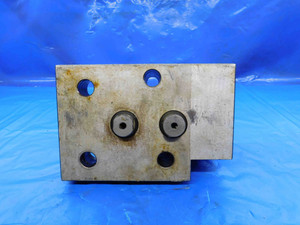 1 1/8" SLOT WIDTH LATHE BOLT ON TOOL BLOCK HOLDER 65MM X 60MM BOLT PATTERN  - BT3105BYT