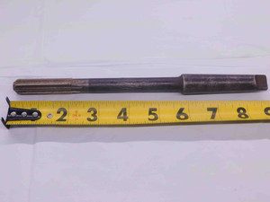 CLEVELAND 9/16 O.D. HSS REAMER MORSE TAPER #2 SHANK 8 FLUTE MT2 .5625 ONSIZE - MW0194AL4