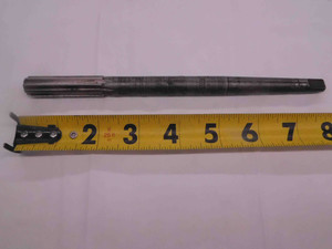 CLEVELAND 35/64 OD HSS REAMER MT1 SHANK 8 FL .546875 .5313 +.0156 OVERSIZE 14 mm - MW1033BT4