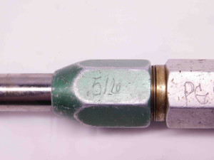 .5160 & .5210 PIN PLUG GAGE GO NO GO .5156 +.0004 33/64 13 mm .516 .521 CHECK - DM0969CT4
