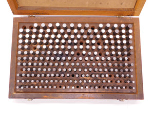 MEYER M-2 .251" TO .500" PLAIN PIN PLUG GAGE SET .001" SIZES INCOMPLETE LIBRARY