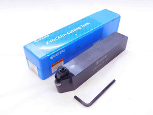 NEW KYOCERA CRDNN20 -4E LATHE TURNING TOOL HOLDER 1 1/4 SHANK RN-43 INSERTS - NS2677BU5