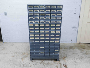 96 DRAWER INDUSTRIAL TOOL STORAGE CABINET W/ DIVIDERS 34" X 11.75" X 62.375"
