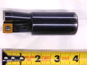 VALENITE 1 3/8 DIA. INDEXABLE END MILL S-VMSP-138R-90CCC 1 1/4 SHANK 2 FL 1.375 - JJ1745CH5