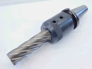 CAT50 KENNAMETAL 2" ID SOLID END MILL TOOL HOLDER CV50EM200562 W/ 1 7/8 END MILL