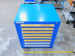 8 DRAWER INDUSTRIAL TOOL STORAGE CABINET W/ DIVIDERS 30" X 27.75" X 33.25"