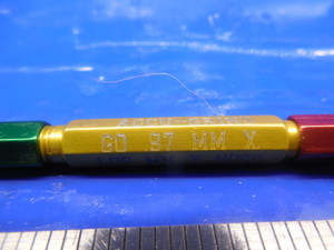 .9700 & 1.0800 MM CLASS X SMOOTH PIN PLUG GAGE GO NO GO 1 1.0 MM .0625 - .02