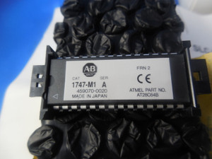 ALLEN-BRADLEY SLC 500 MODULAR & FIXED MEMORY MODULE 1747-M1 INDUSTRIAL CONTROL