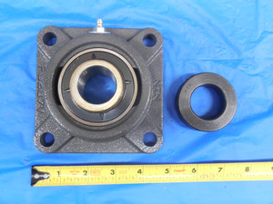 NEW NTN UELFU-1.1/4 FLANGE BEARING 4 BOLT 1-1/4" BORE