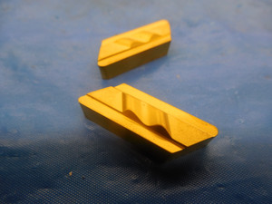 LOT 6PCS NEW KENNAMETAL NPL 331N / NPR 331N TiN CARBIDE PROFILING INSERTS