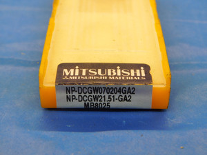 1PC MITSUBISHI NP-DCGW070204GA2 MB8025 CARBIDE TURNING INSERT NP-DCGW21.51-GA2 - MB4972LVR