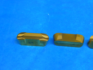 5PCS NEW ISCAR GIF 10.00E-5.00 IC825 TiN COATED CARBIDE GROOVING INSERTS - AR4490RDT