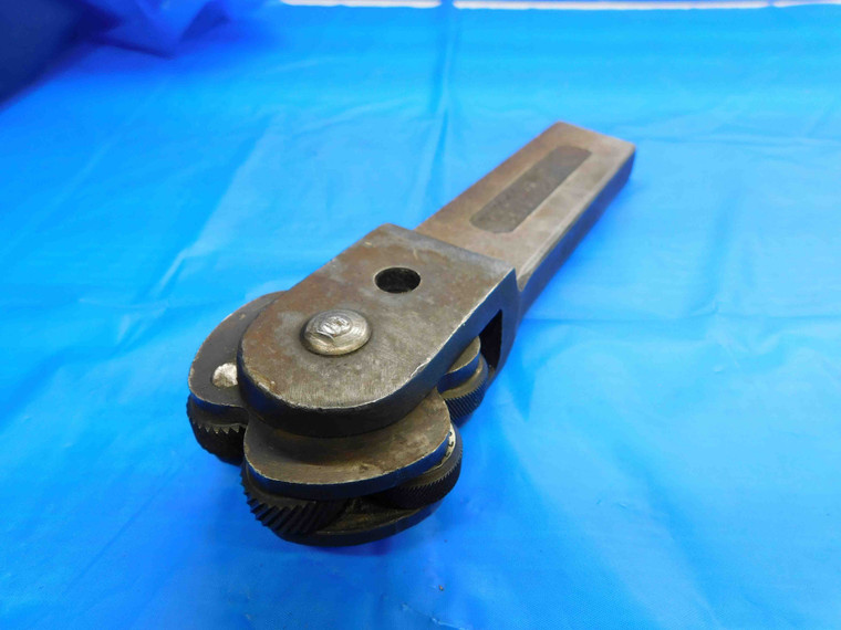ARMSTRONG NO. 3-K-2 KNURLING TOOL 6 WHEELS SHANK SIZE 1.4 X .561 MADE IN USA - BT1911BS3