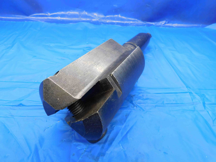 3 1/2 - 4 1/2 O.D. INDEXABLE INSERT SPADE DRILL MT5 SHANK 2 FL HOLDS SERIES G - BT3174BJ3