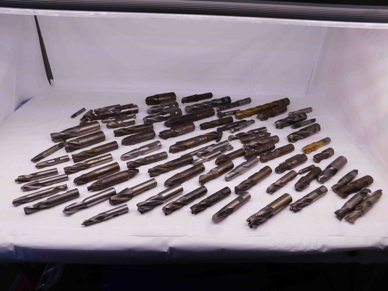 LARGE LOT OF VARIOUS END MILLS / CUTTING TOOLS MACHINIST TOOLING BRIDGEPORT MILL