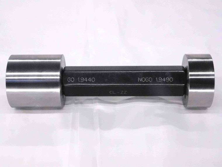 1.9440 & 1.9490 CL ZZ PIN PLUG GAGE GO NO GO 1.9375 +.0065 1 15/16 49.378 1.944 - MW1746CT4