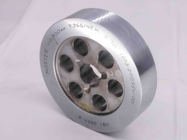 110.900 CL X METRIC PIN PLUG GAGE 111.000 -.100 UNDERSIZE 111 mm 4.3661 110.90 - MW3300AZ4_