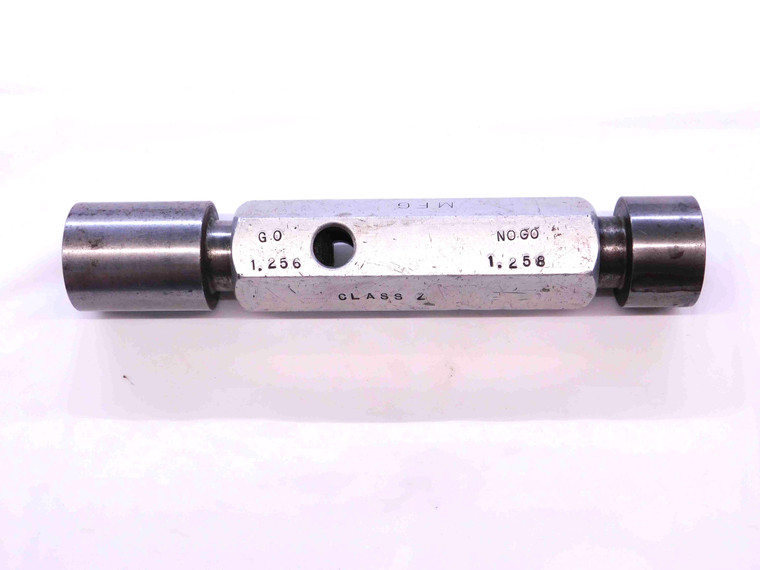 1.2560 & 1.2580 CL Z PIN PLUG GAGE GO NO GO 1.2500 +.0060 1 1/4 32 1.256 1.258 - NS0681BX5